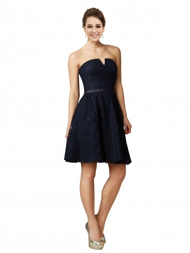Acheter Bleu marine foncé Trapèze Col V Dentelle Courte Robes demoiselle d'honneur / Robes de cocktail