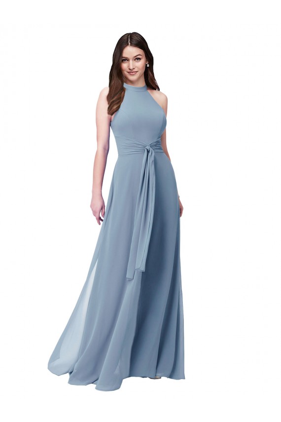 Acheter Bleu poussiéreux Trapèze Licou Col Haut Mousseline Longue Robes demoiselle d'honneur