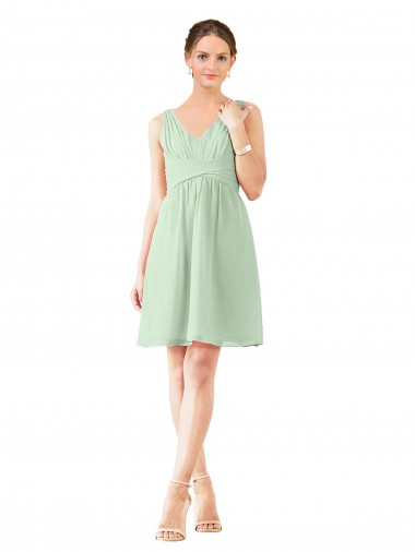 Acheter Vert Sauge Trapèze Col V Mousseline Courte Robes demoiselle d'honneur / Robes de cocktail